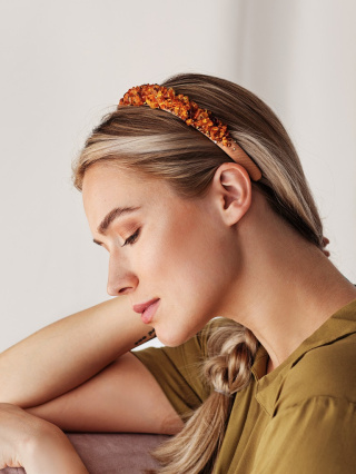AMBER LADY