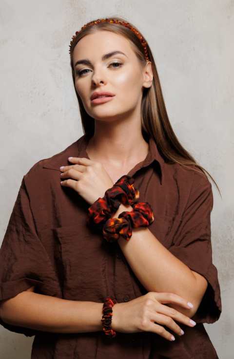 Jedwabna gumka scrunchie Simple Amber Jedwabna gumka scrunchie Simple Amber